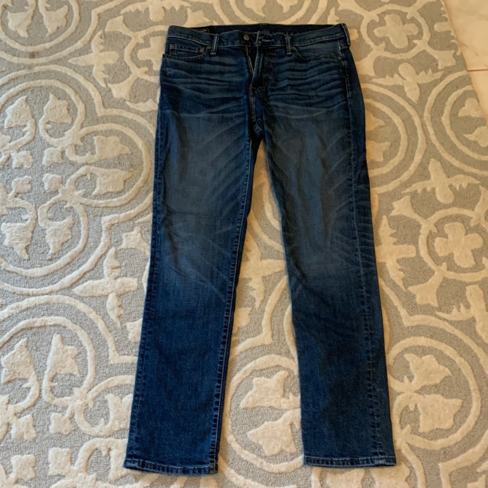 Abercrombie and Fitch Rustin athletic skinny stretch jeans 33W 32L